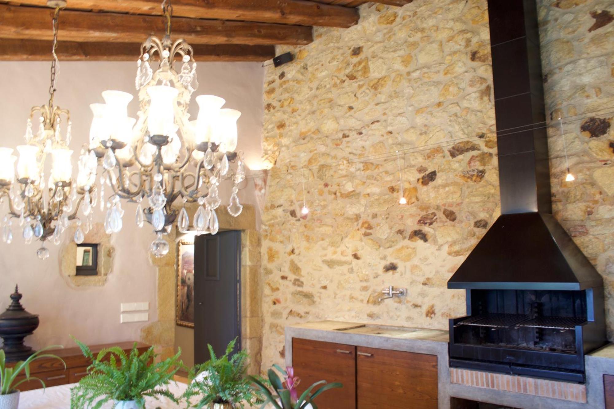 Exclusive & Charming Stone House Villa *